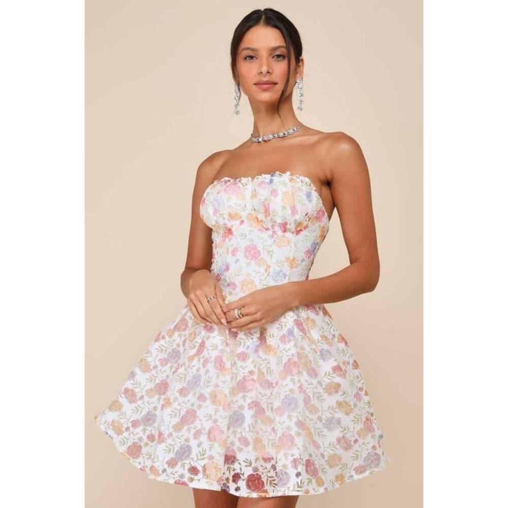 Lulus Deeply Adorable White Burnout Floral Strapless Mini Dress - Size XL